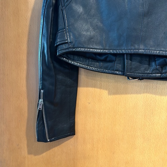 IRO cropped black leather jacket - Picture 4 of 5